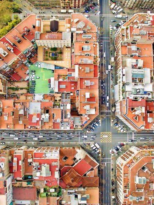 Superblöcke als Grundlage für ein neues Modell der Mobilität und des öffentlichen Raums - Barcelona als Beispiel