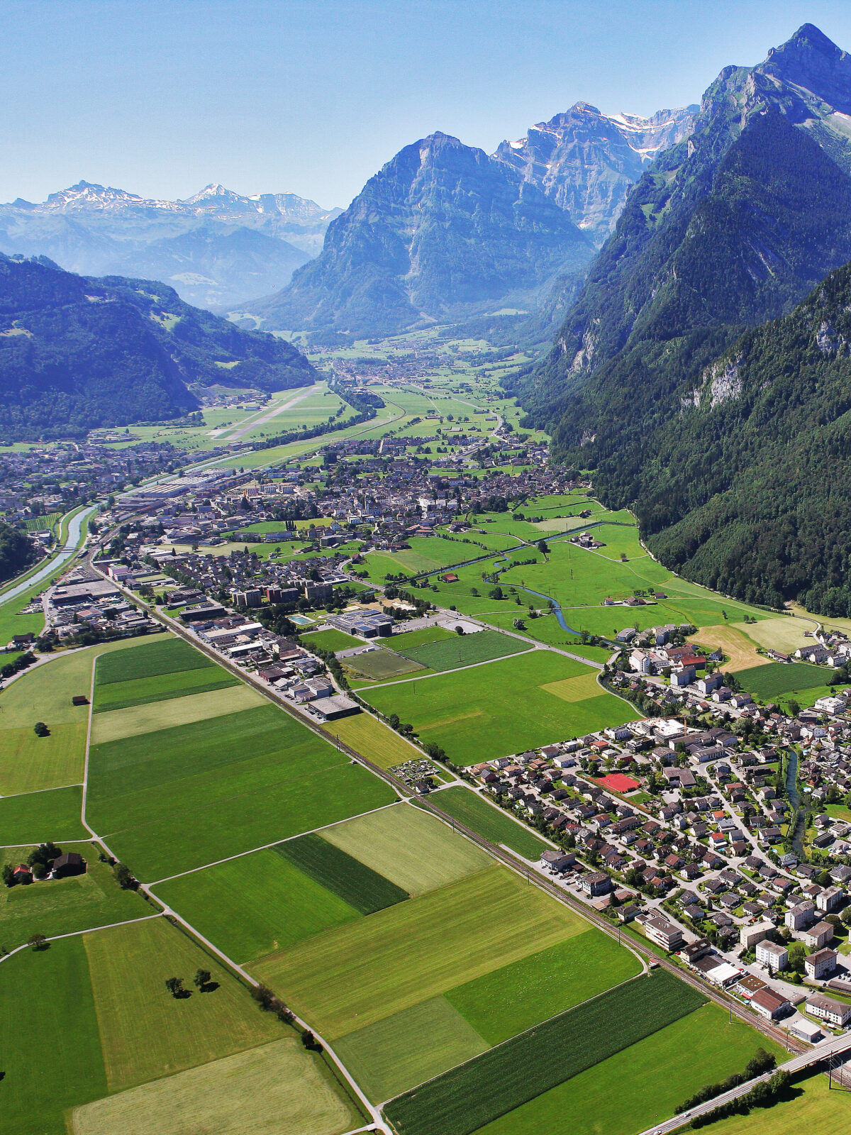 Erfahrungen und Möglichkeiten, Teil II - Lernen von Glarus Nord