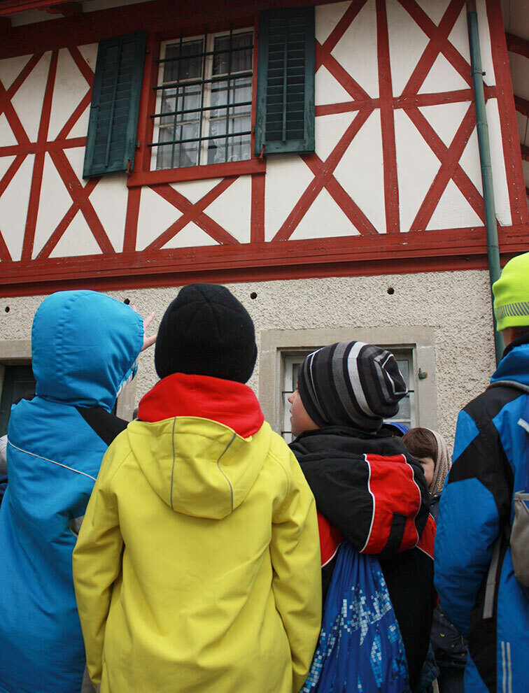 Quartierforscher:in. Schüler:innen erkunden Baukultur